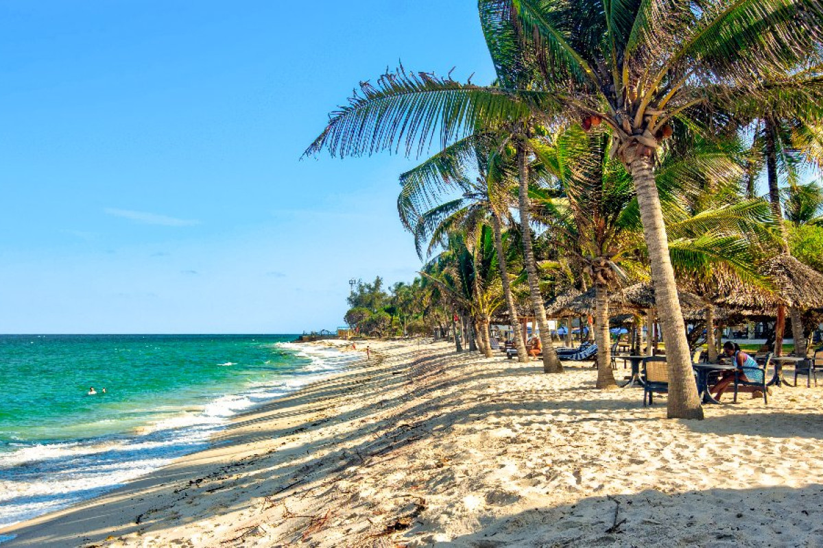 Jacaranda Indian Ocean Beach Resort