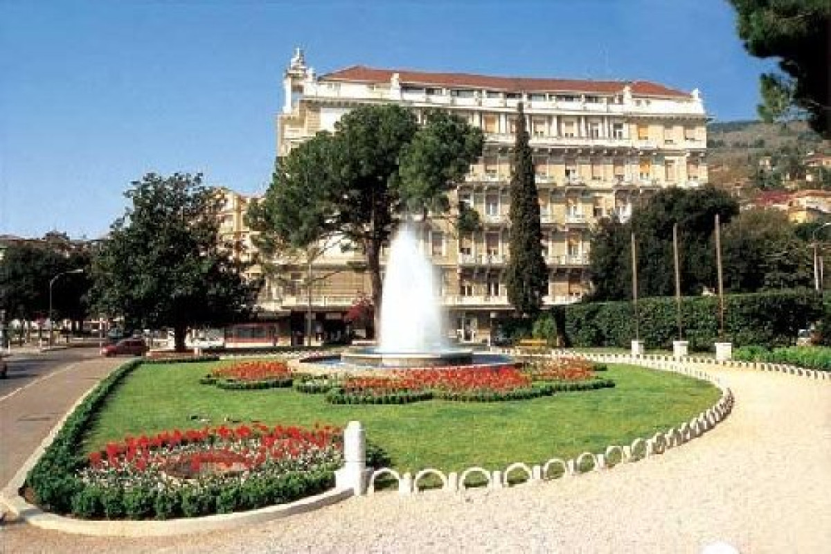 Hotel Palace Bellevue (Opatija)