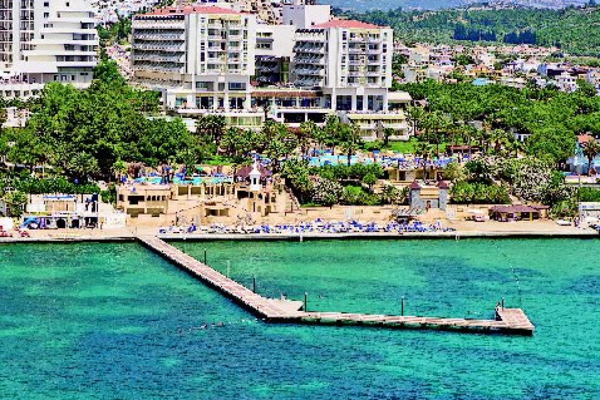 FANTASIA DELUXE HOTEL KUSADASI