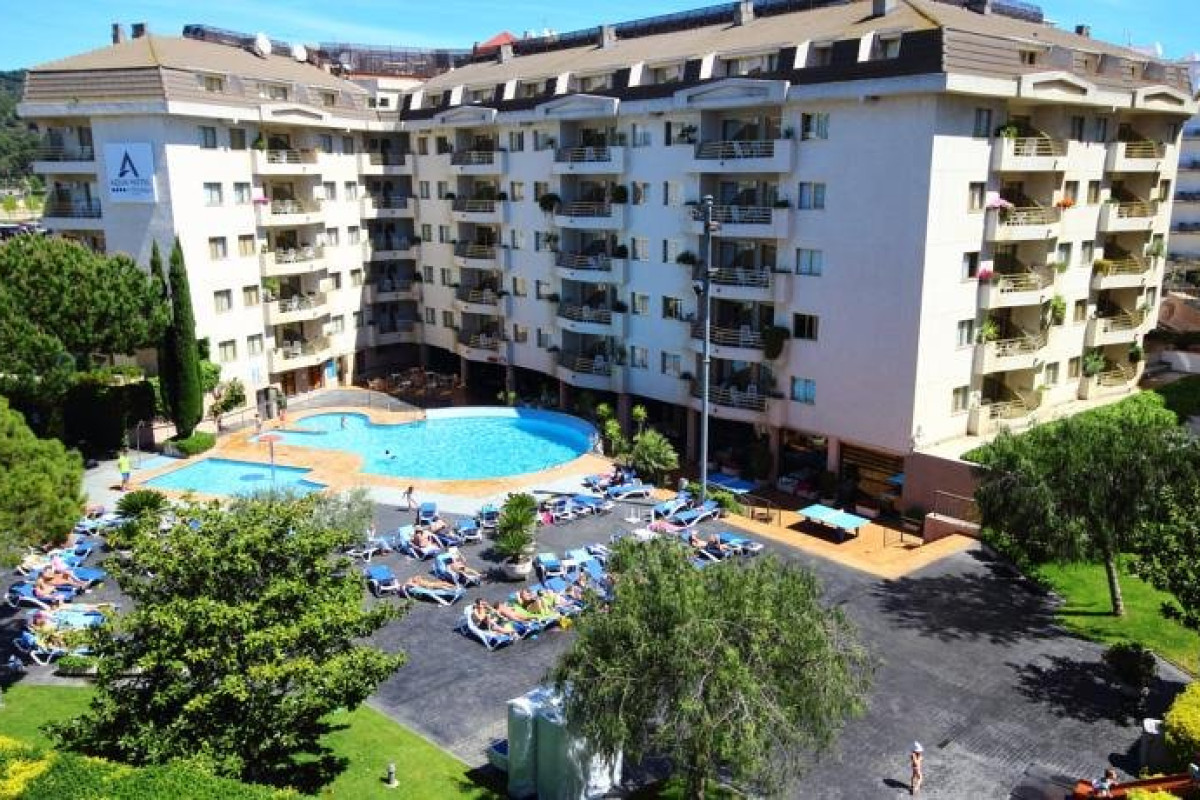 Aqua Hotel The Breeze and Spa (ex. Montagut) (Santa Susanna)