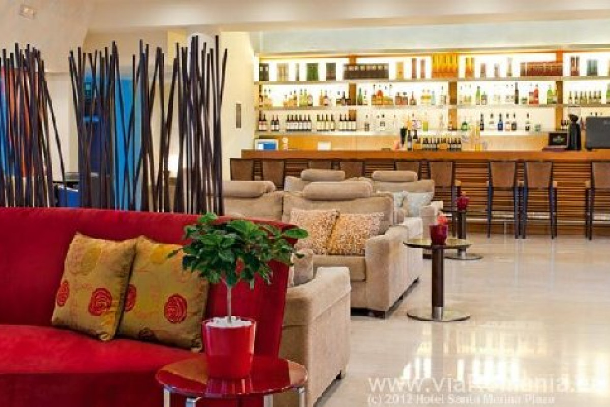 Santa Marina Plaza - Adults Only 16 + (K)