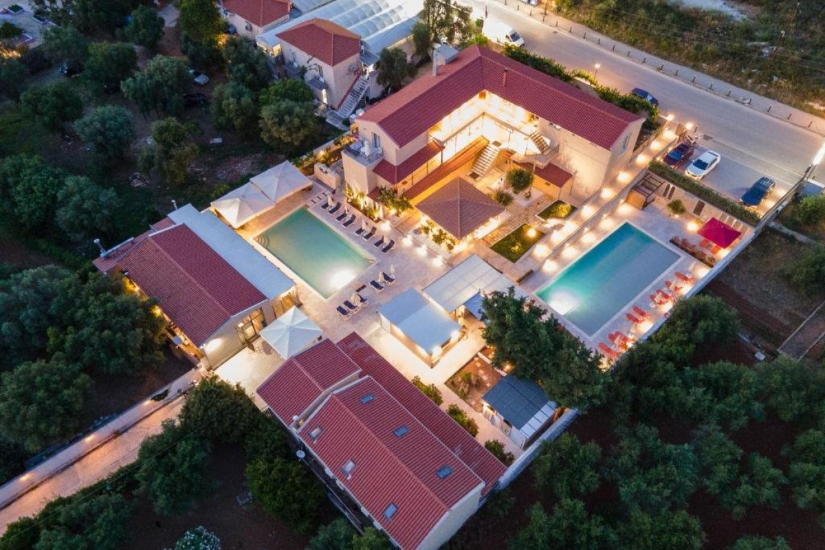 Makris Yialos Apartments