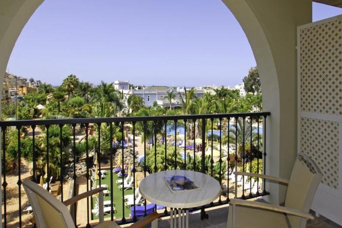 CORDIAL MOGAN PLAYA 4*