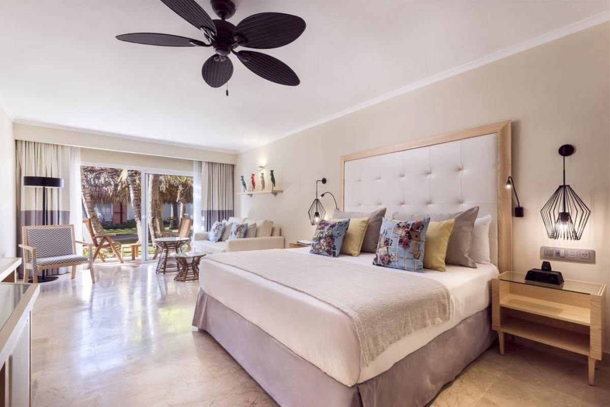 GRAND PALLADIUM PALACE RESORT AND SPA