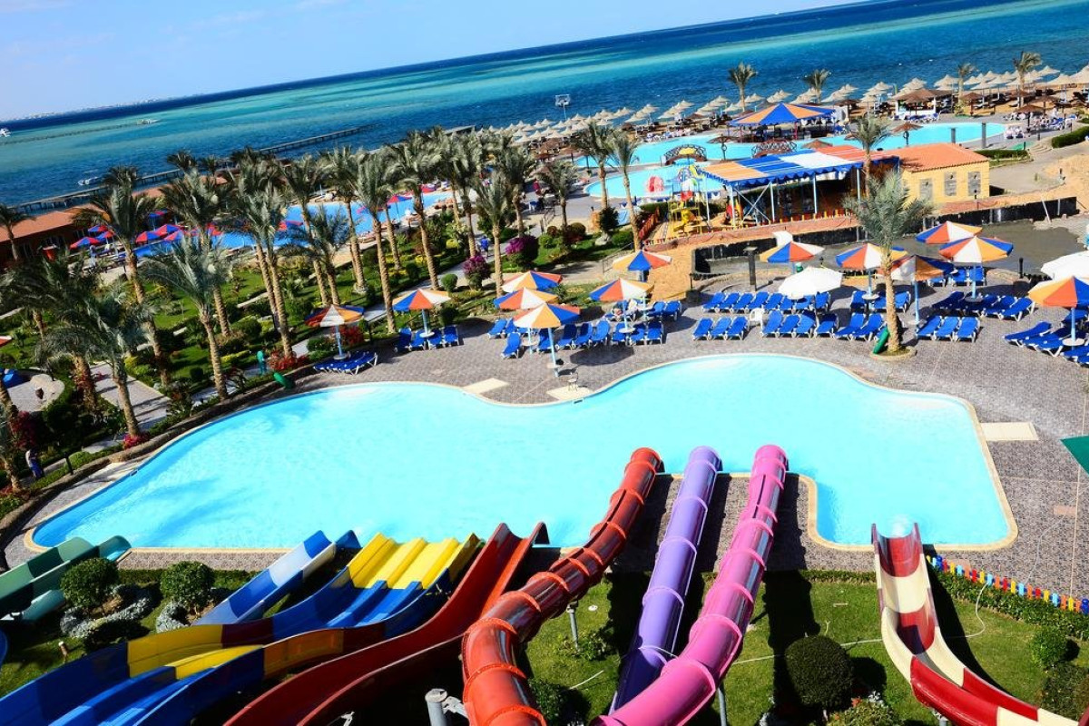 HAWAII RIVIERA RESORT