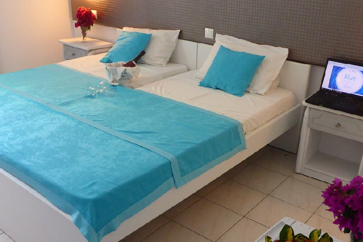 Blue Nest