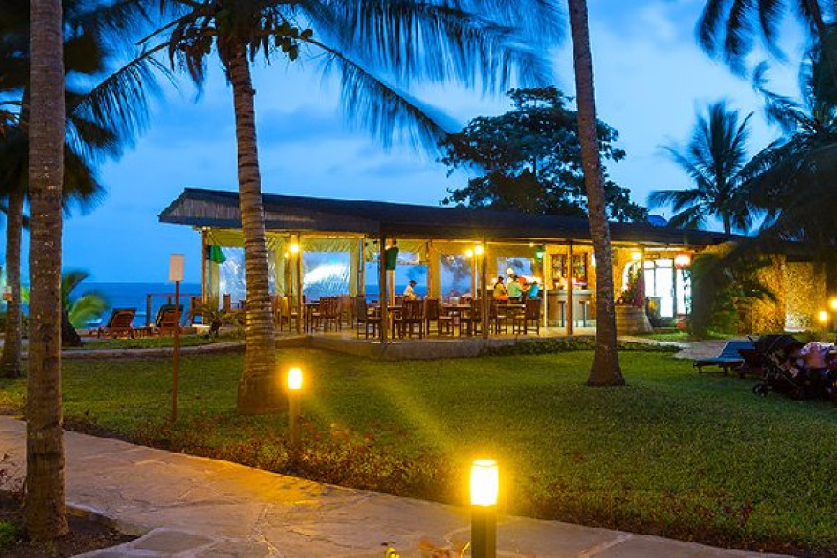 Travellers Beach