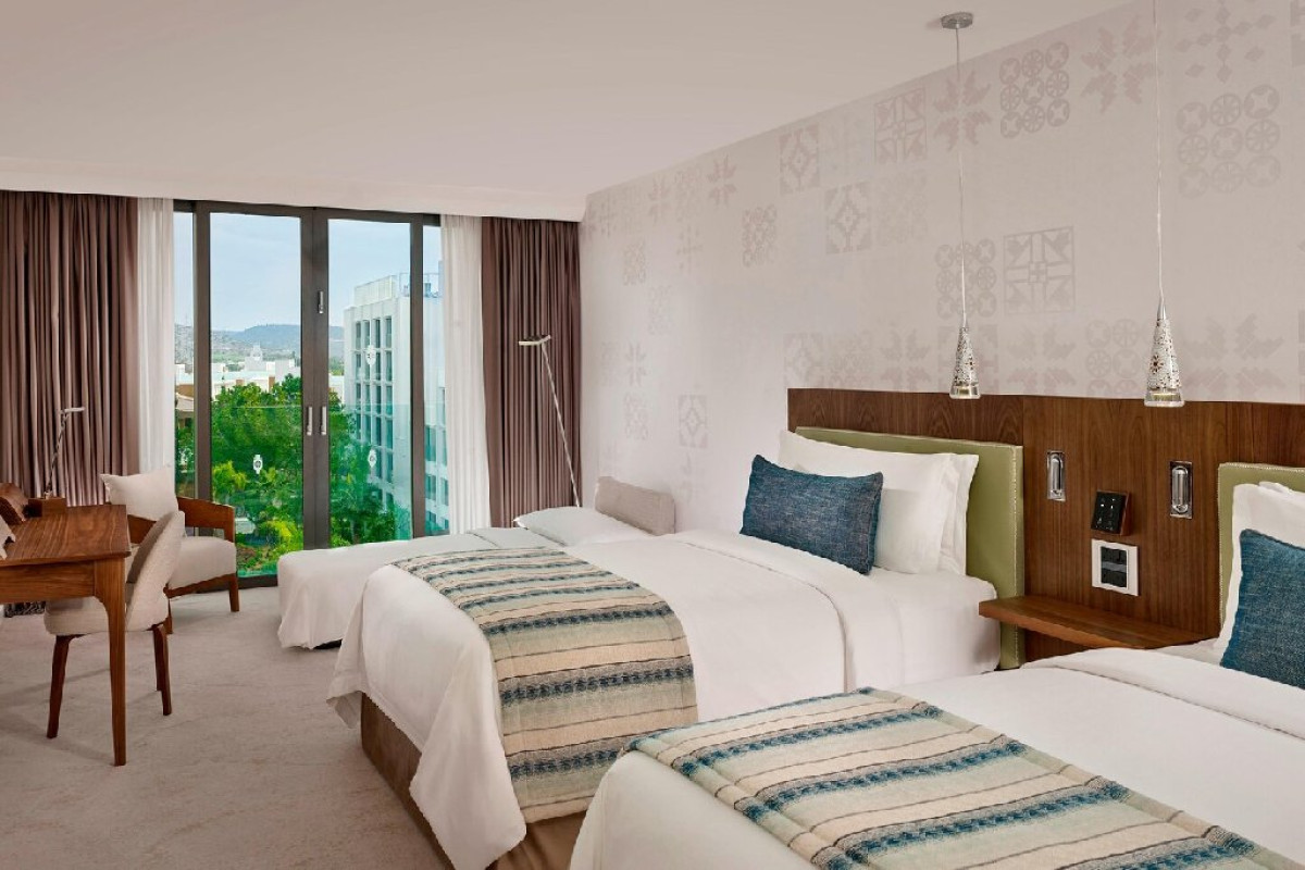 Parklane Resort and Spa