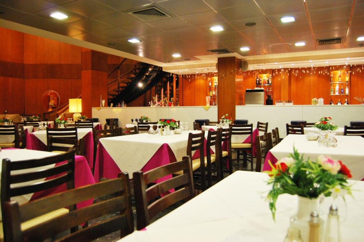 Hotel Iniohos