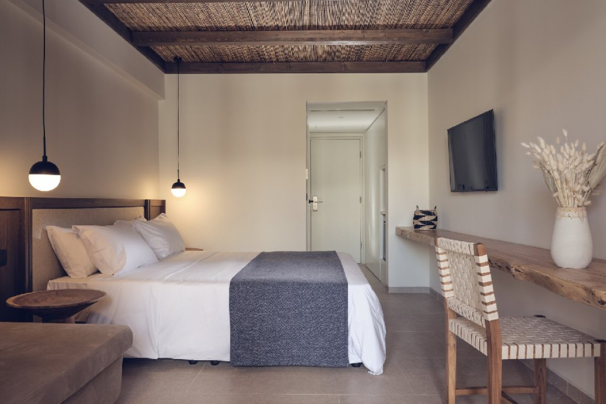 Zante Maris Suites