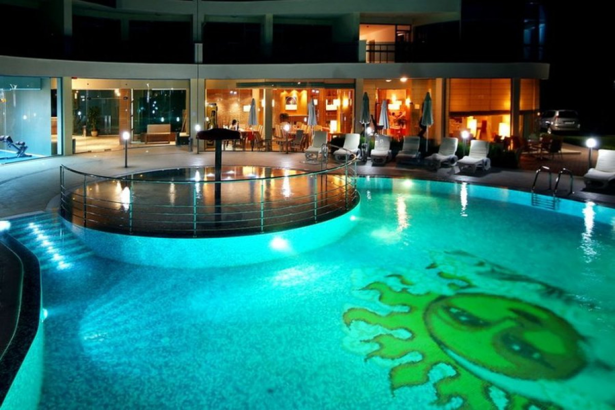 MARINA HOLIDAY CLUB