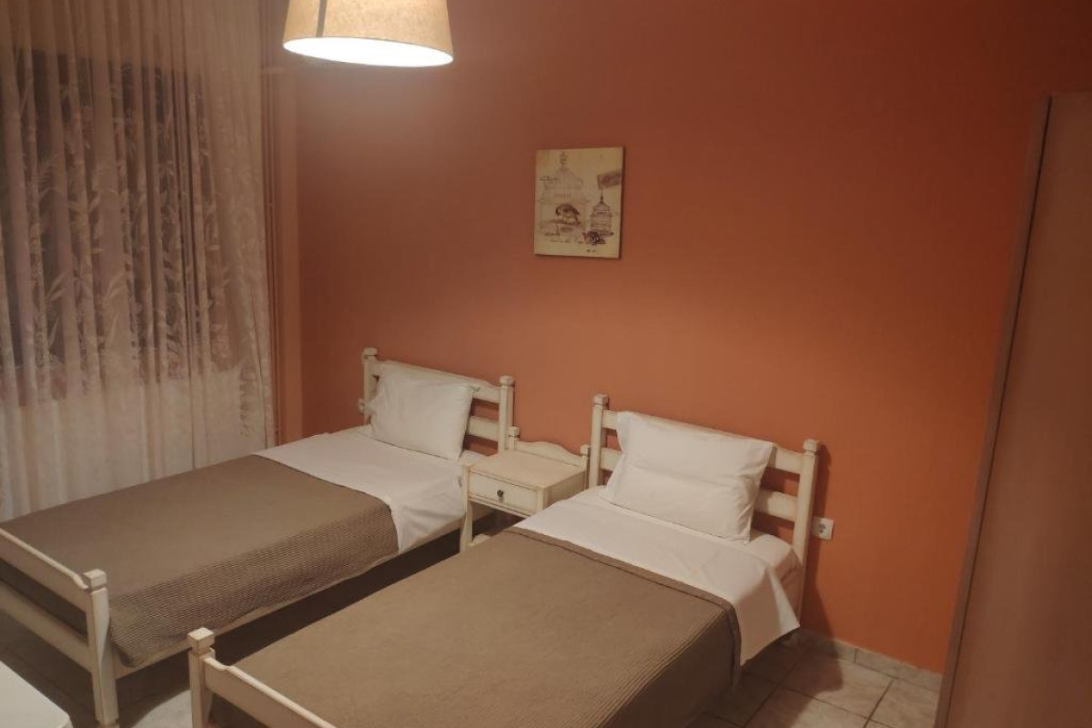 Antique the Hotel