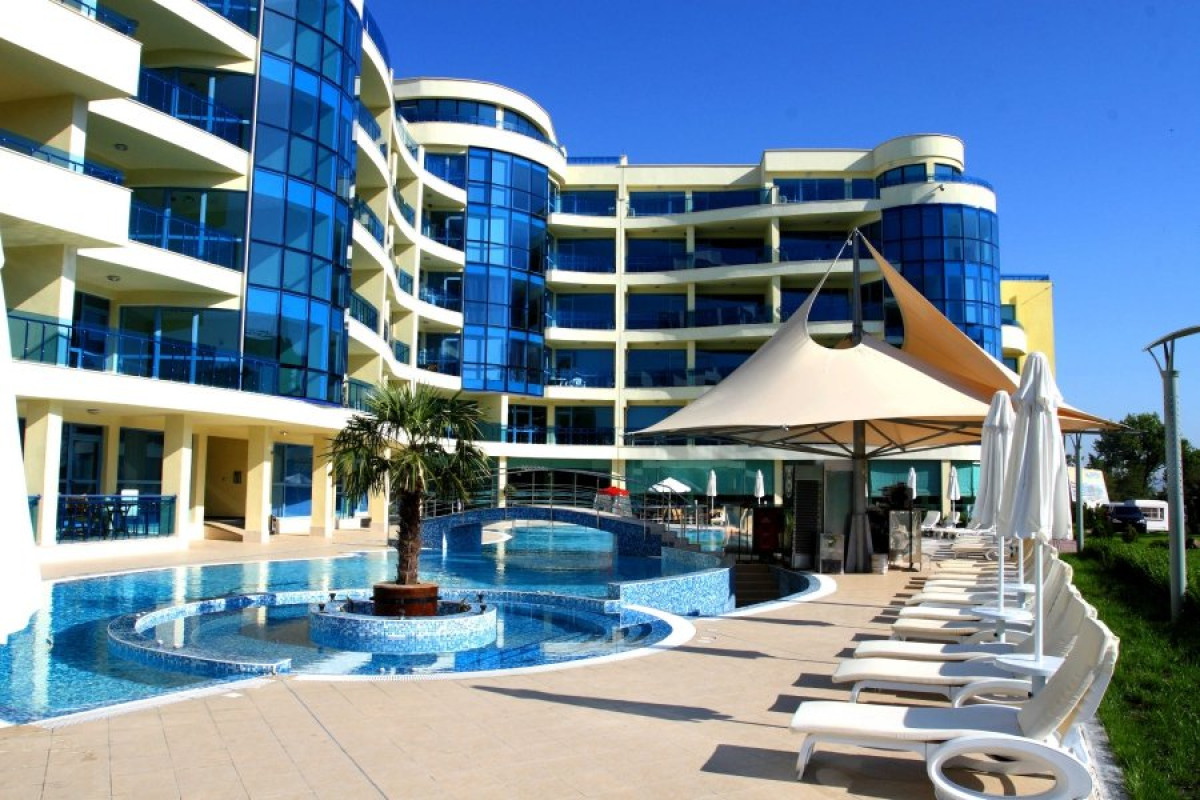MARINA HOLIDAY CLUB
