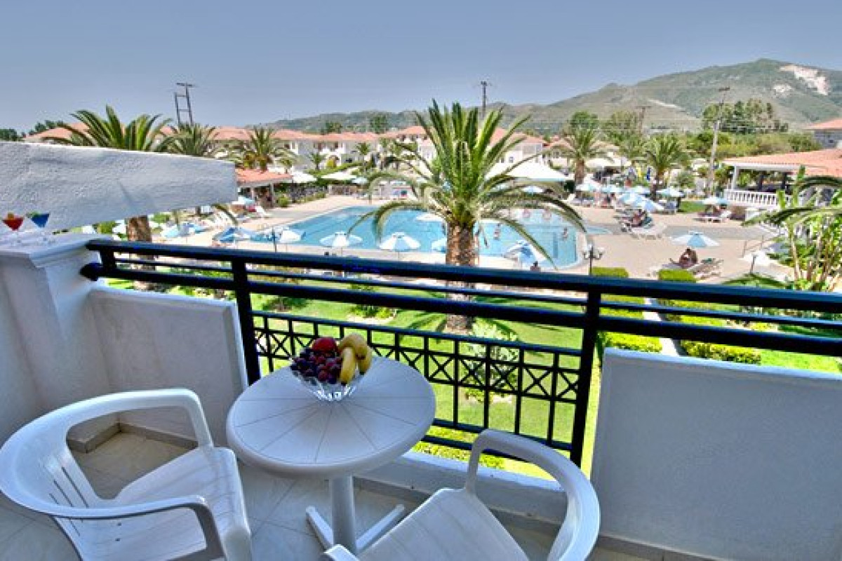 Golden Sun (Suites) Resort - adults only (Kalamaki)