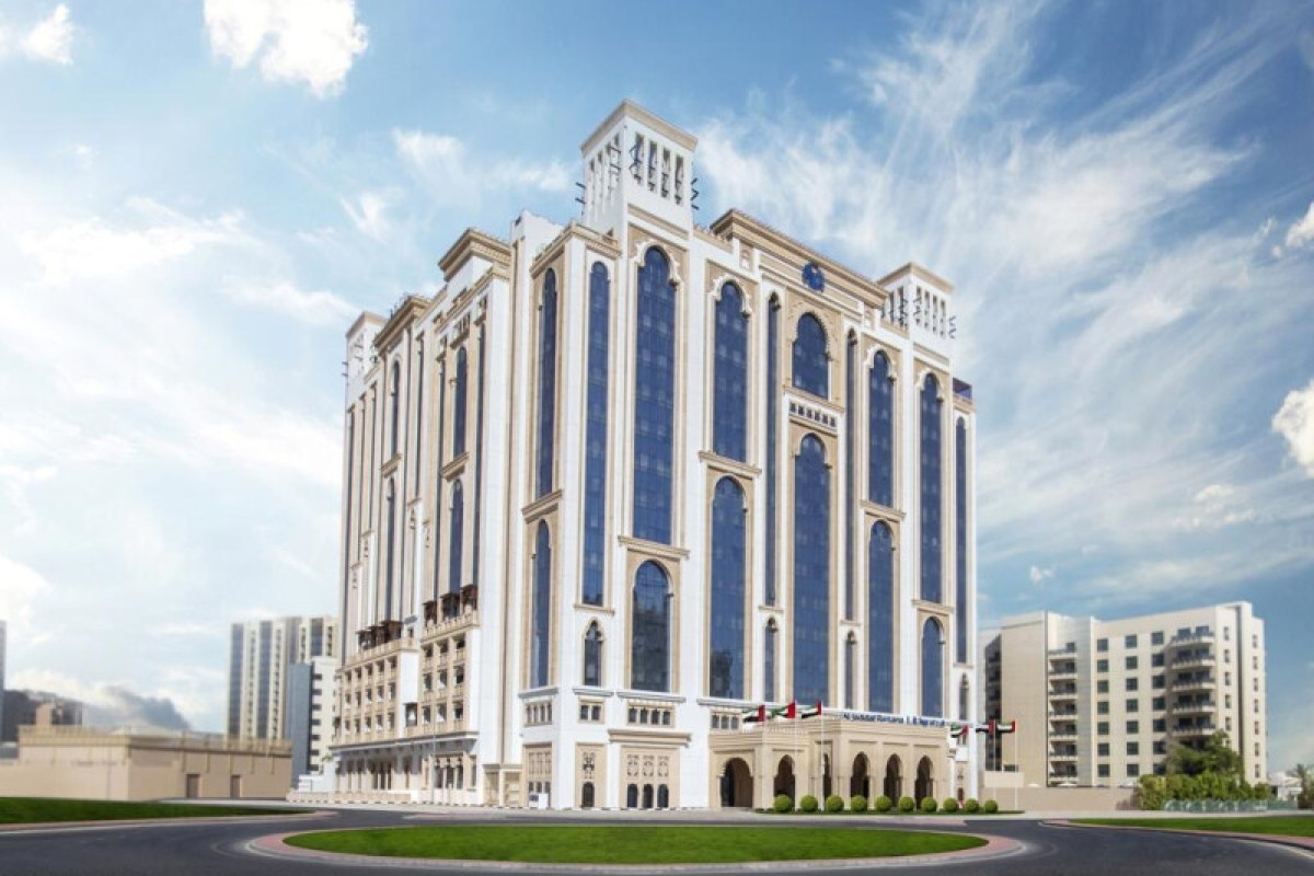 Al Jaddaf Rotana Suite Hotel