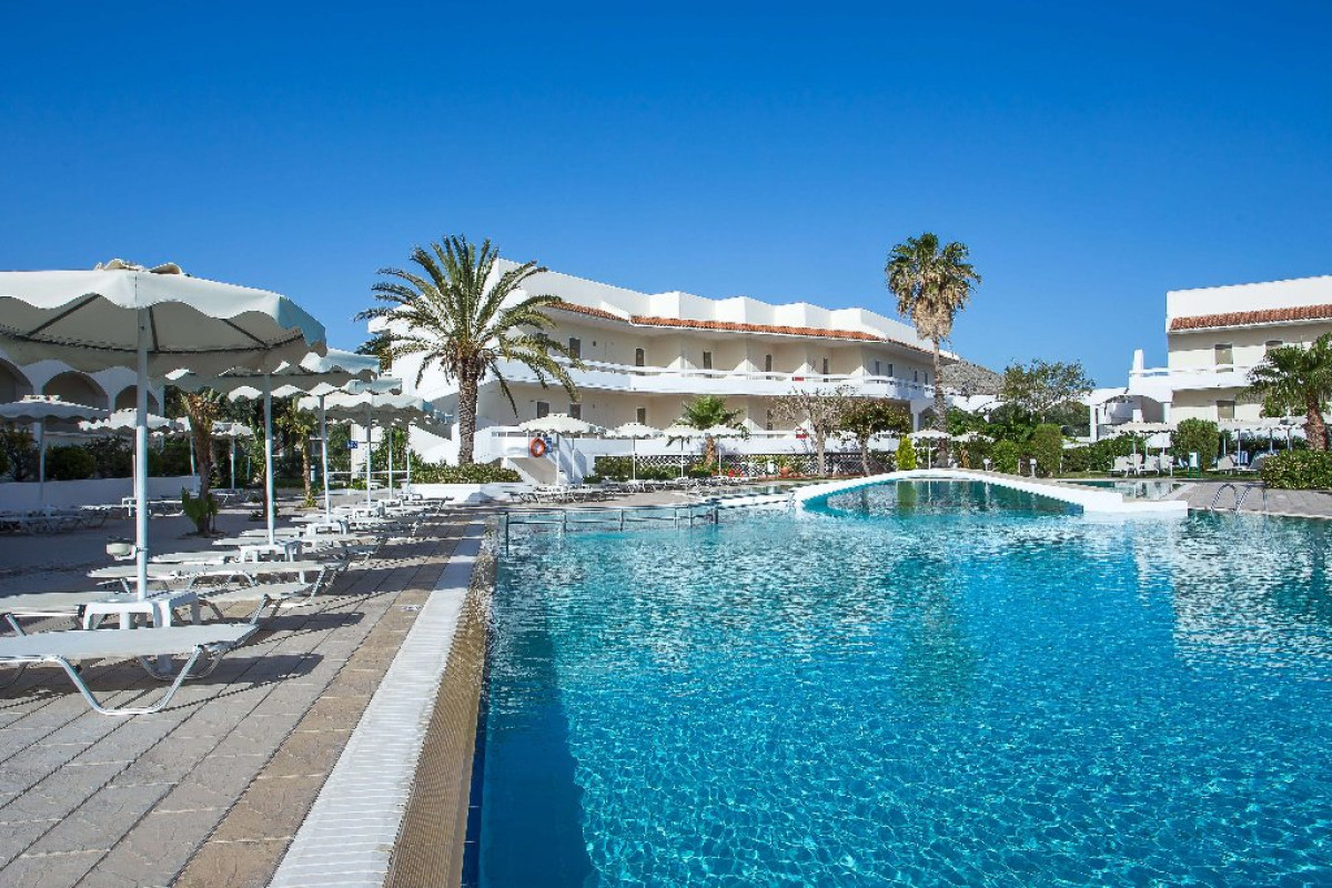 Niriides Beach