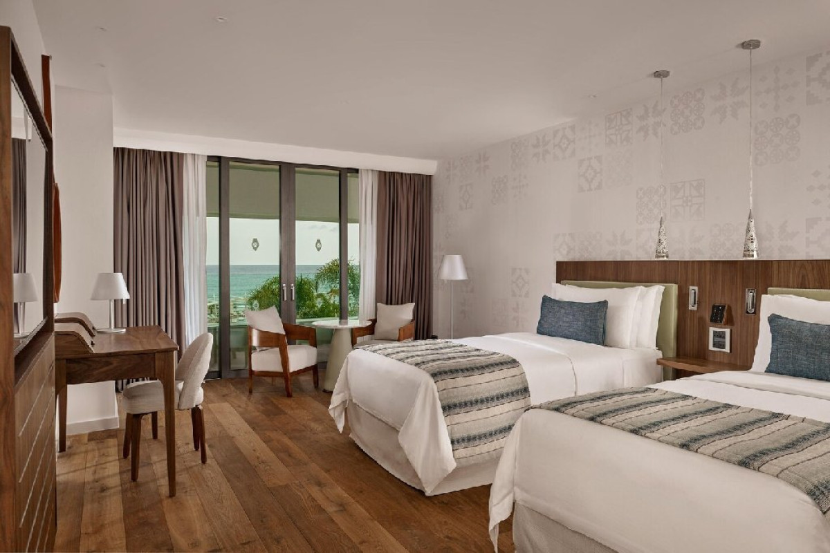 Parklane Resort and Spa