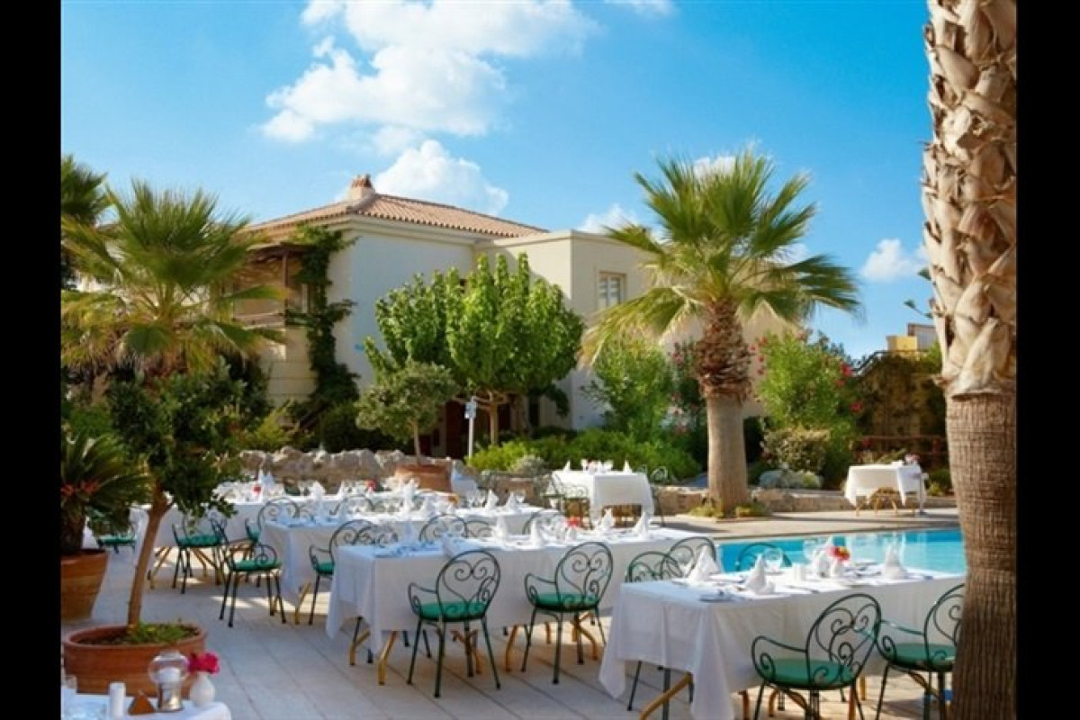 Grecotel Club Marine Palace Suites
