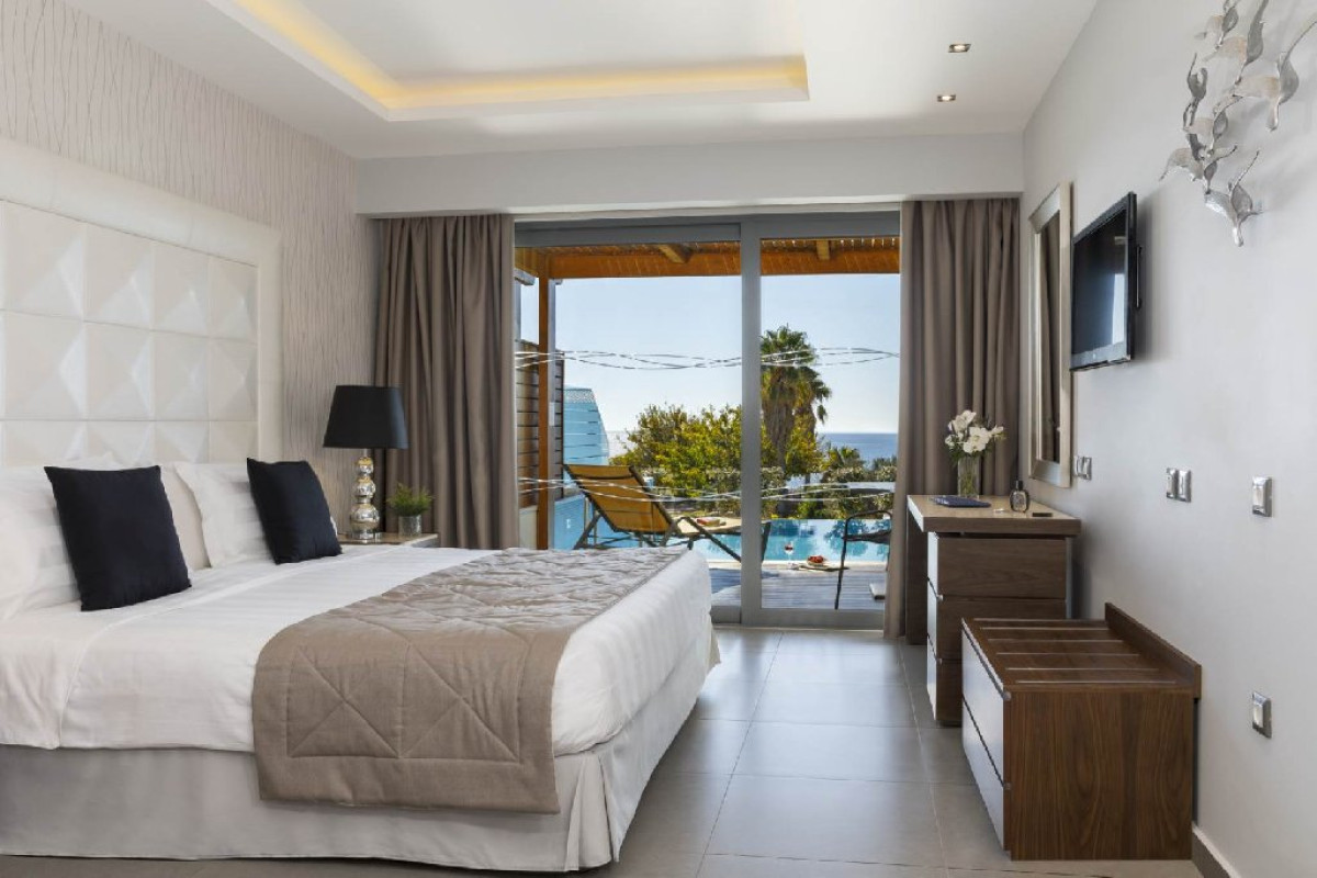 Boutique 5 Hotel and Spa (Adults Only 16+)