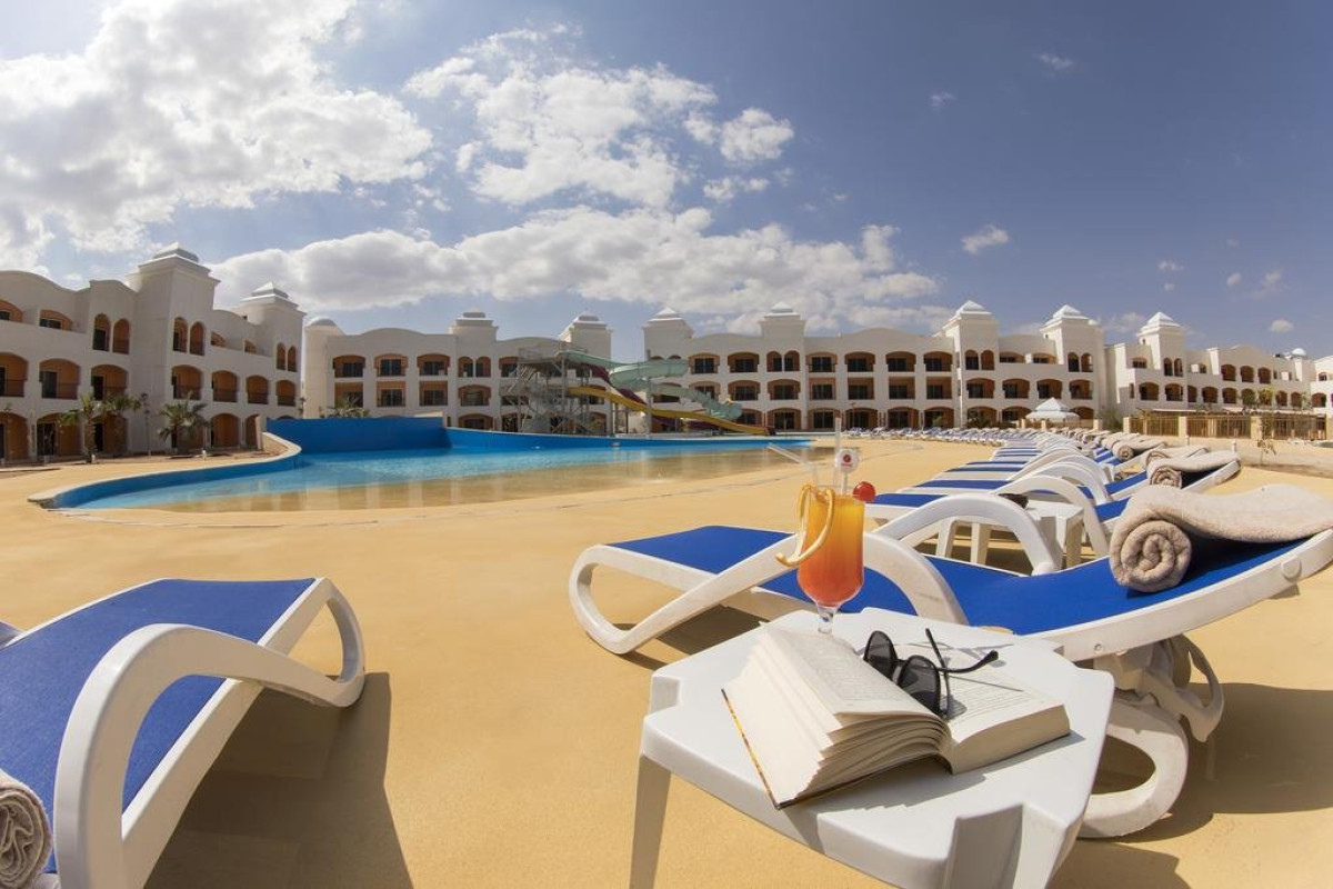 Tropitel Waves Hotel