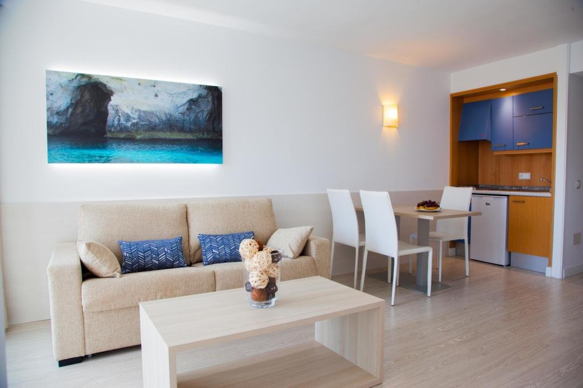 Tomir Portals Suites