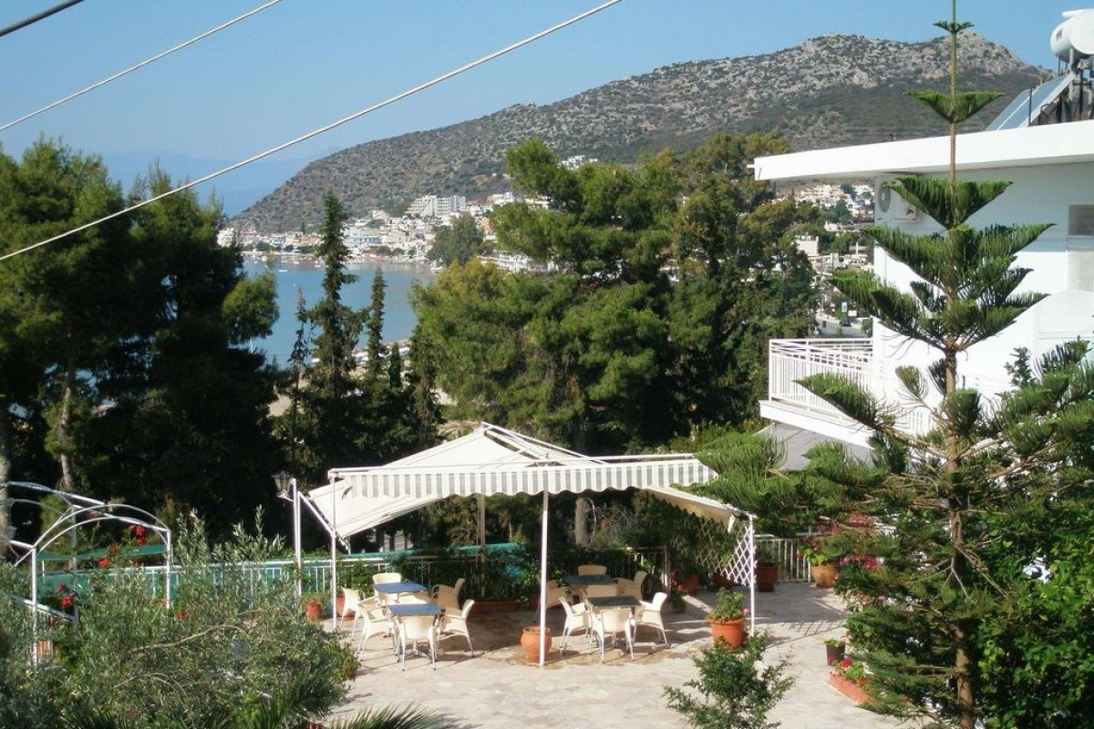 Tolon Beach Hotel (Tolo)