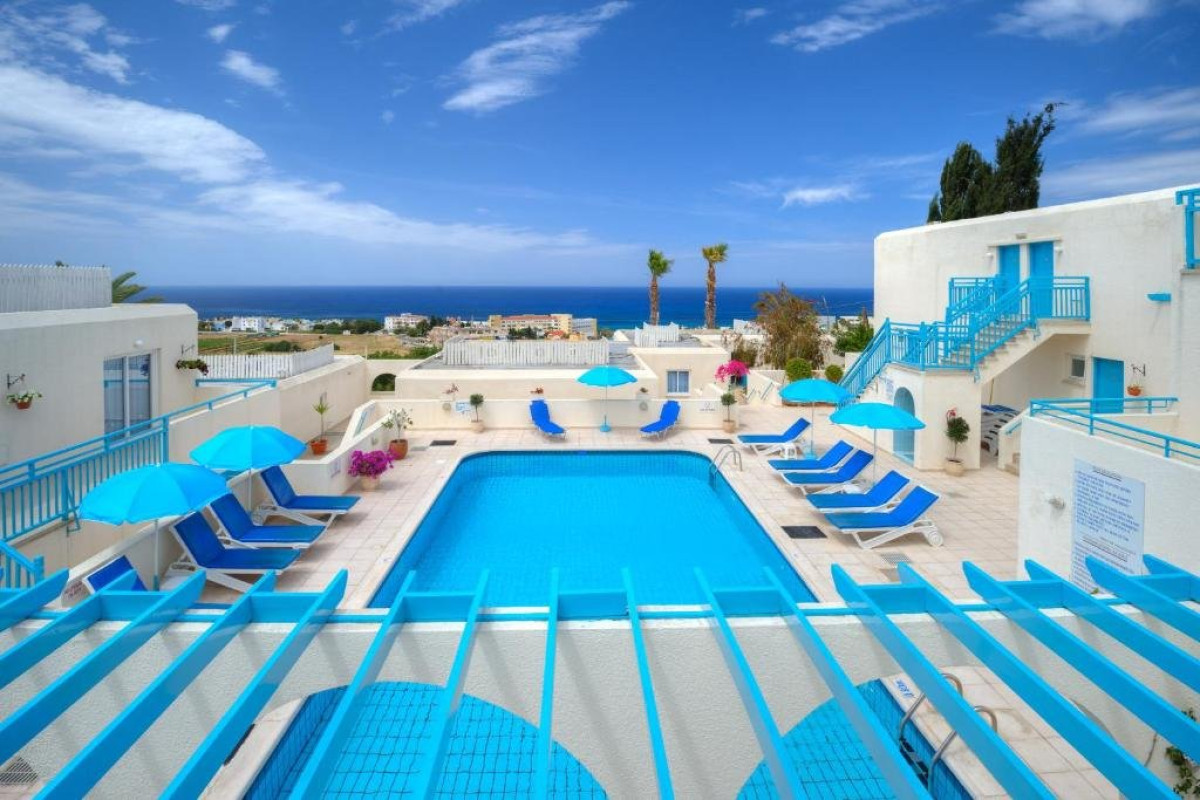 Sunny Hill Hotel Apts (Paphos)