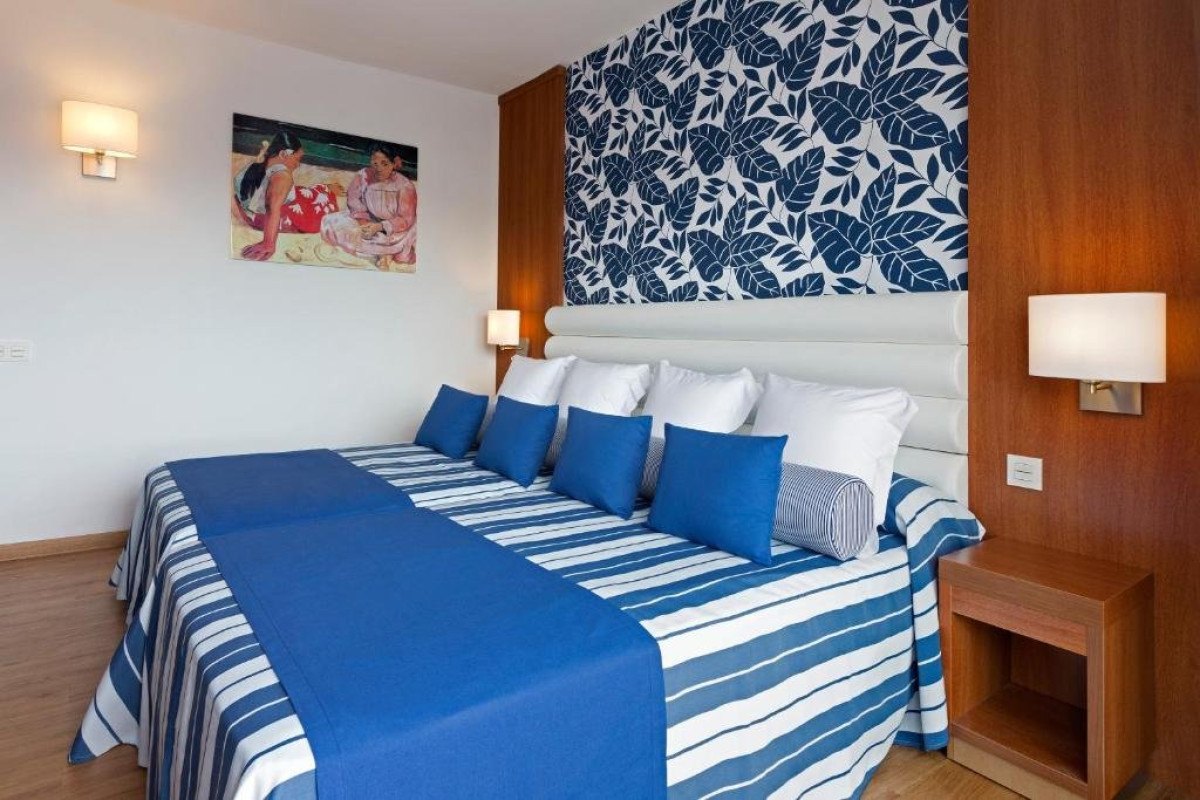 TAHITI PLAYA AND SUITES (Santa Susanna)