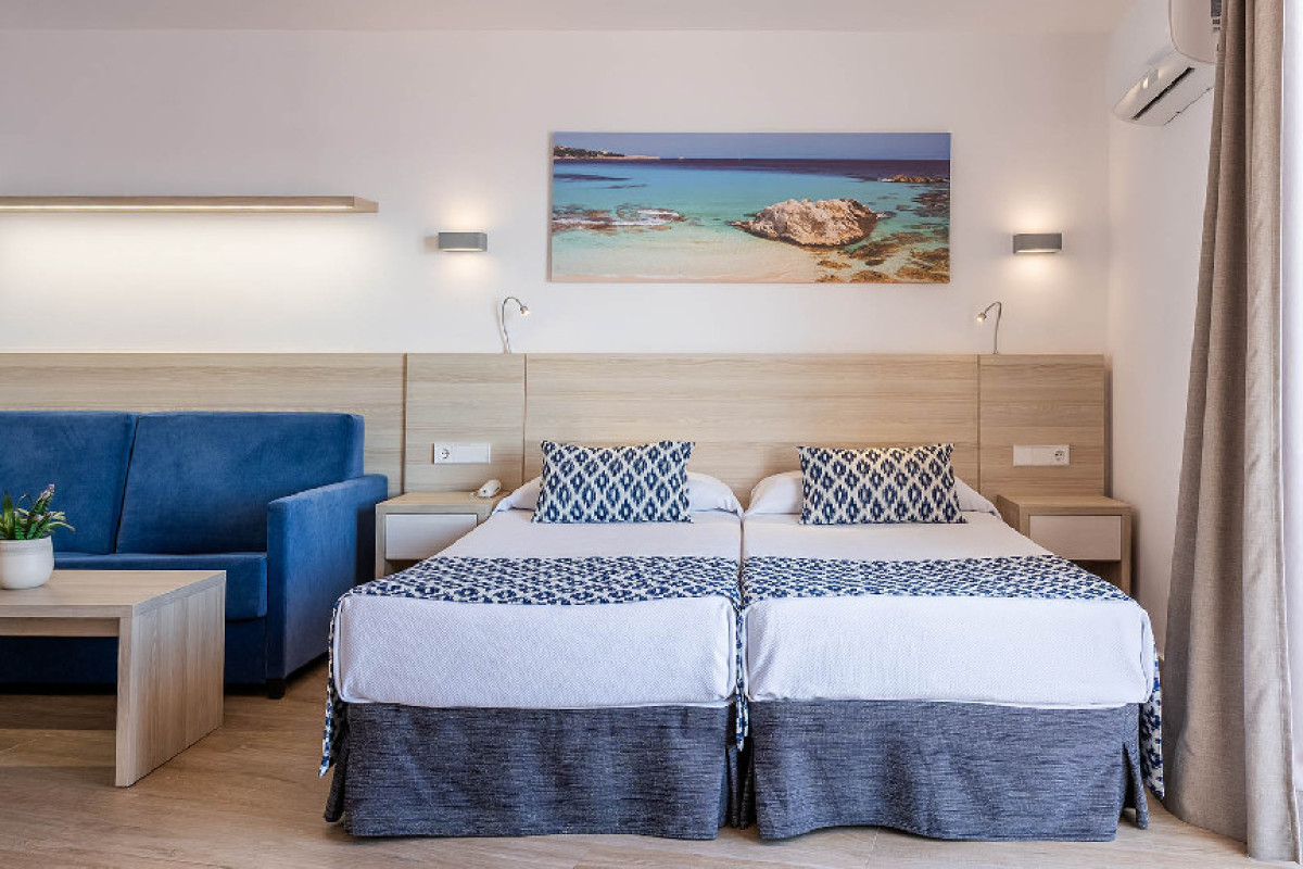 Globales Apartamentos Cala Vinas