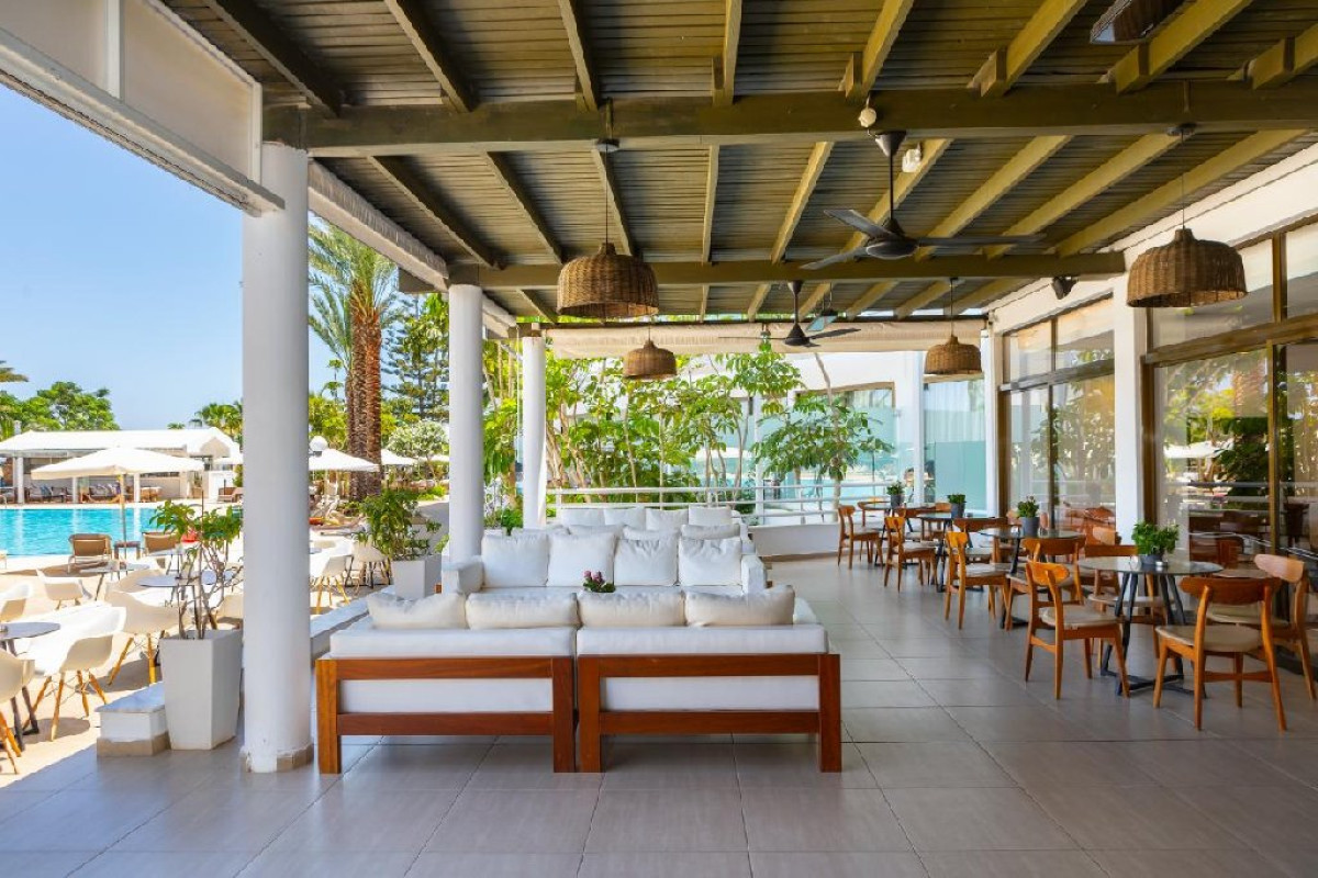 Crystal Springs Beach Hotel (Protaras)