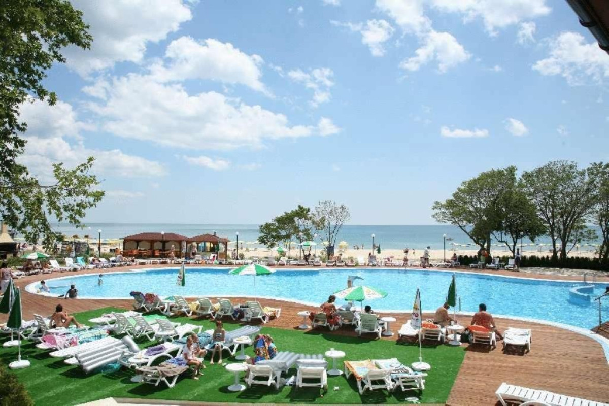 ARABELLA BEACH