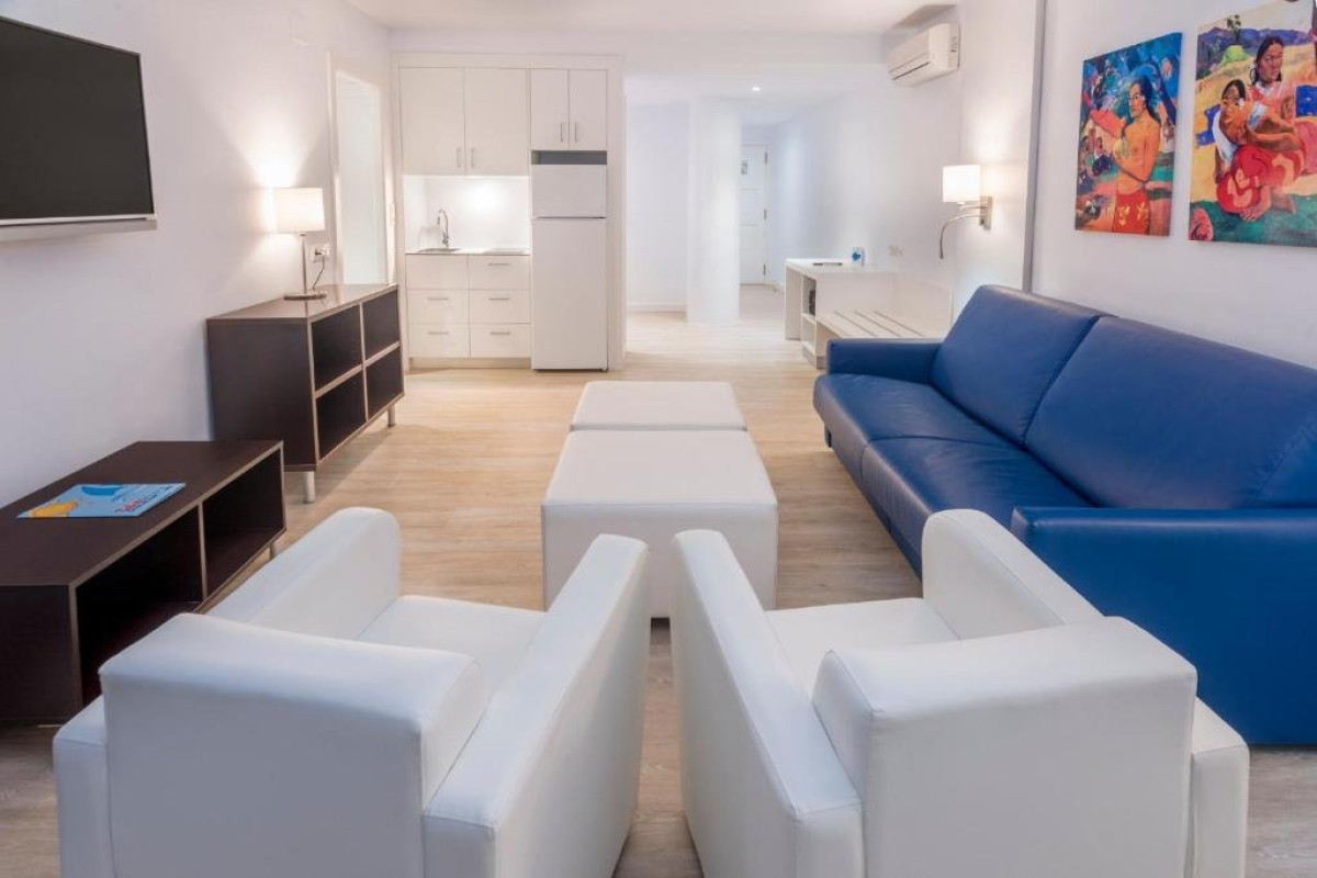 TAHITI PLAYA AND SUITES (Santa Susanna)