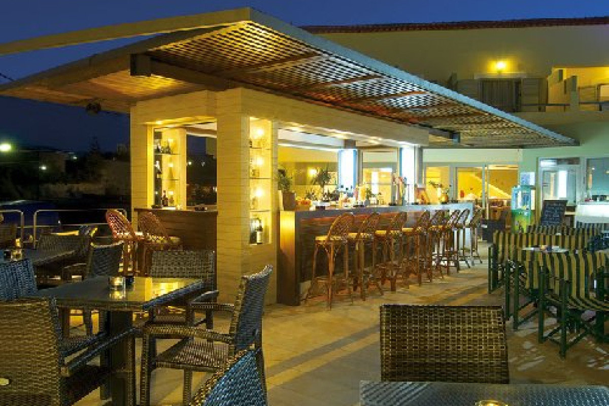 Bella Pais - recomandat 3*