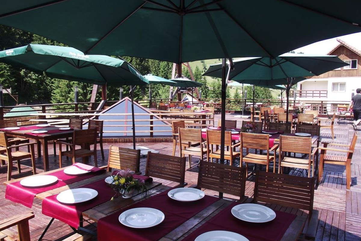 MISTRAL RESORT MOIECIU..