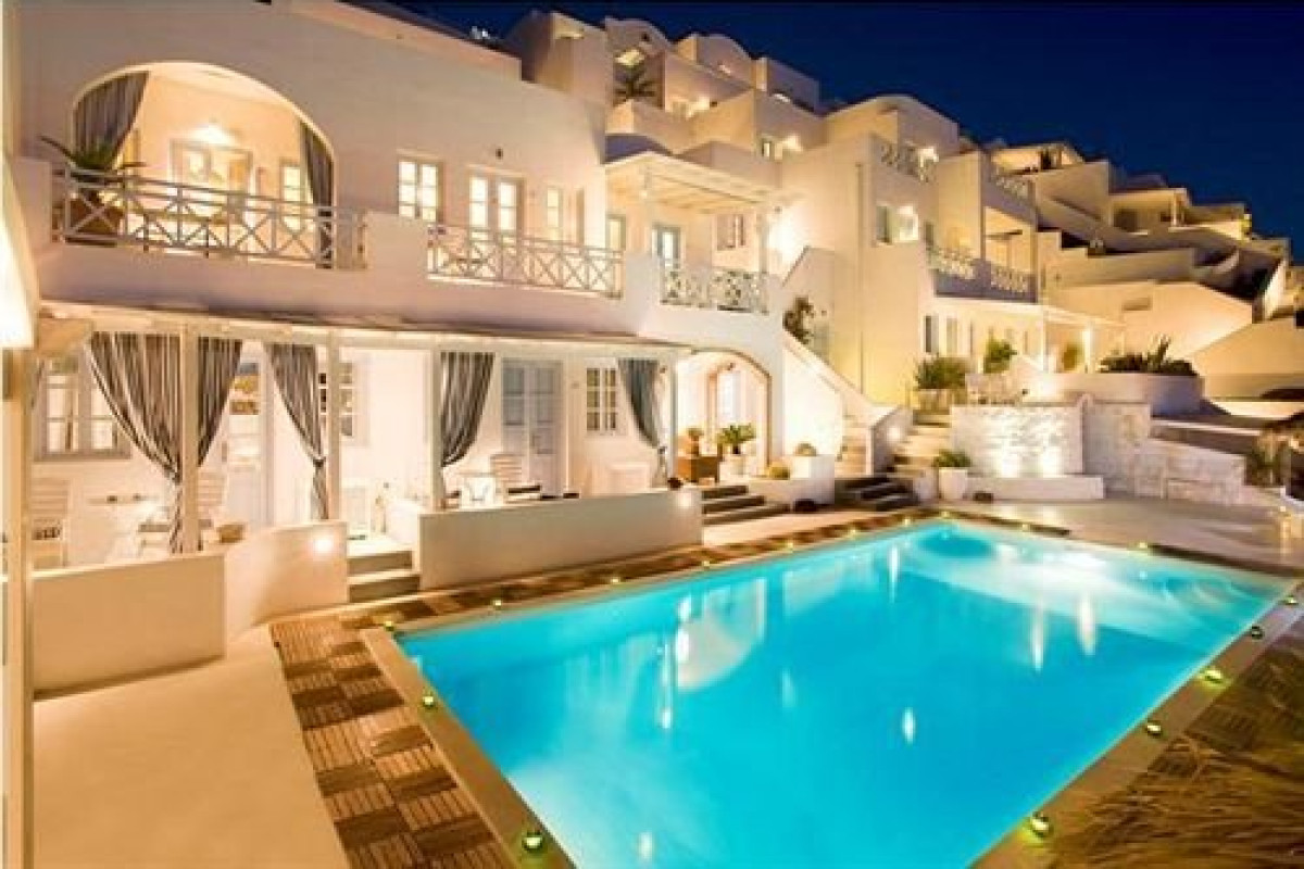 Andromeda Villas (Imerovigli - Santorini)