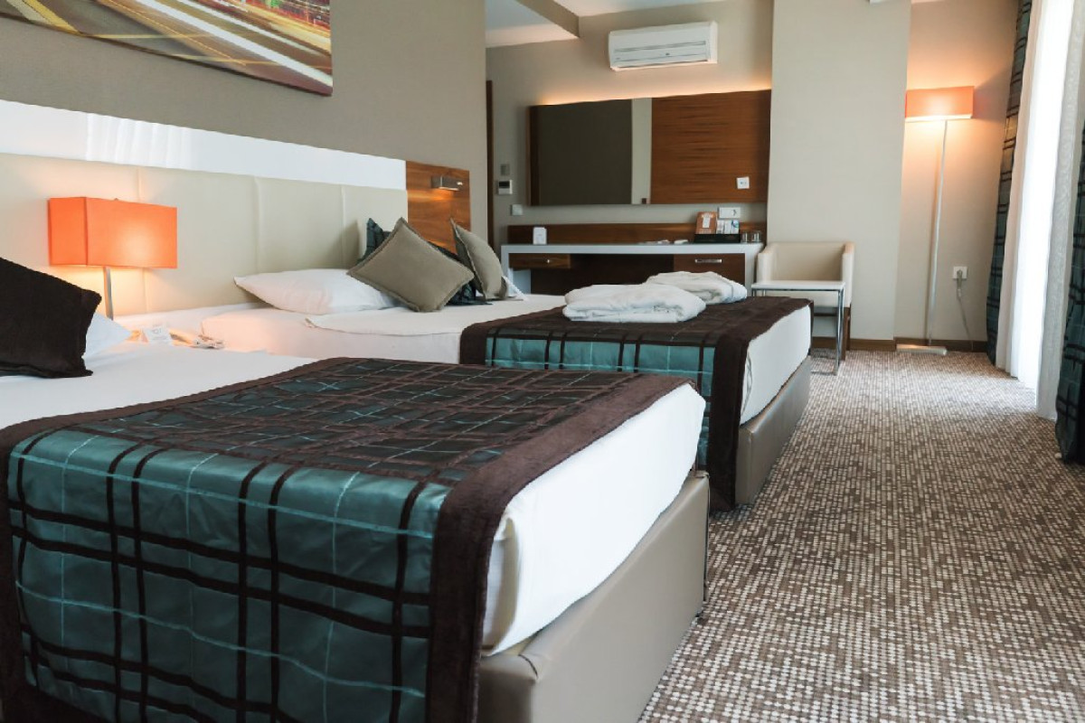 WHITE CITY RESORT