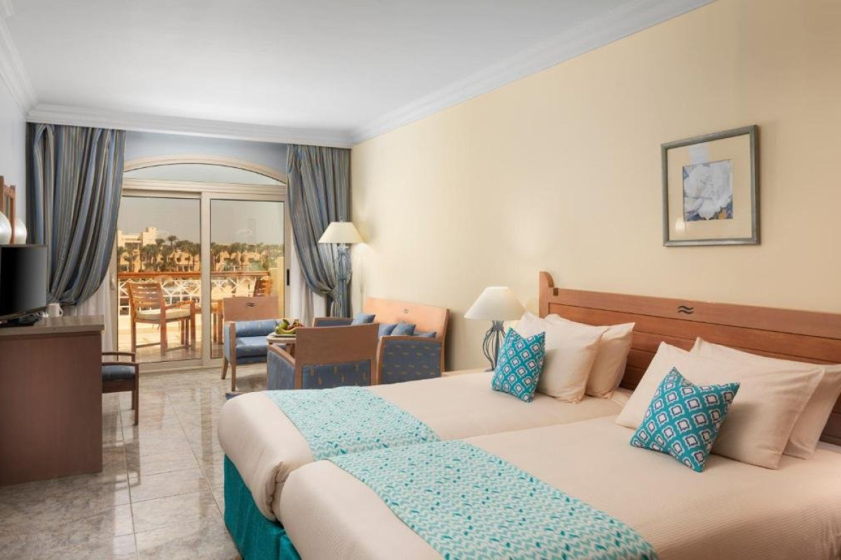 ROYAL LAGOONS RESORT