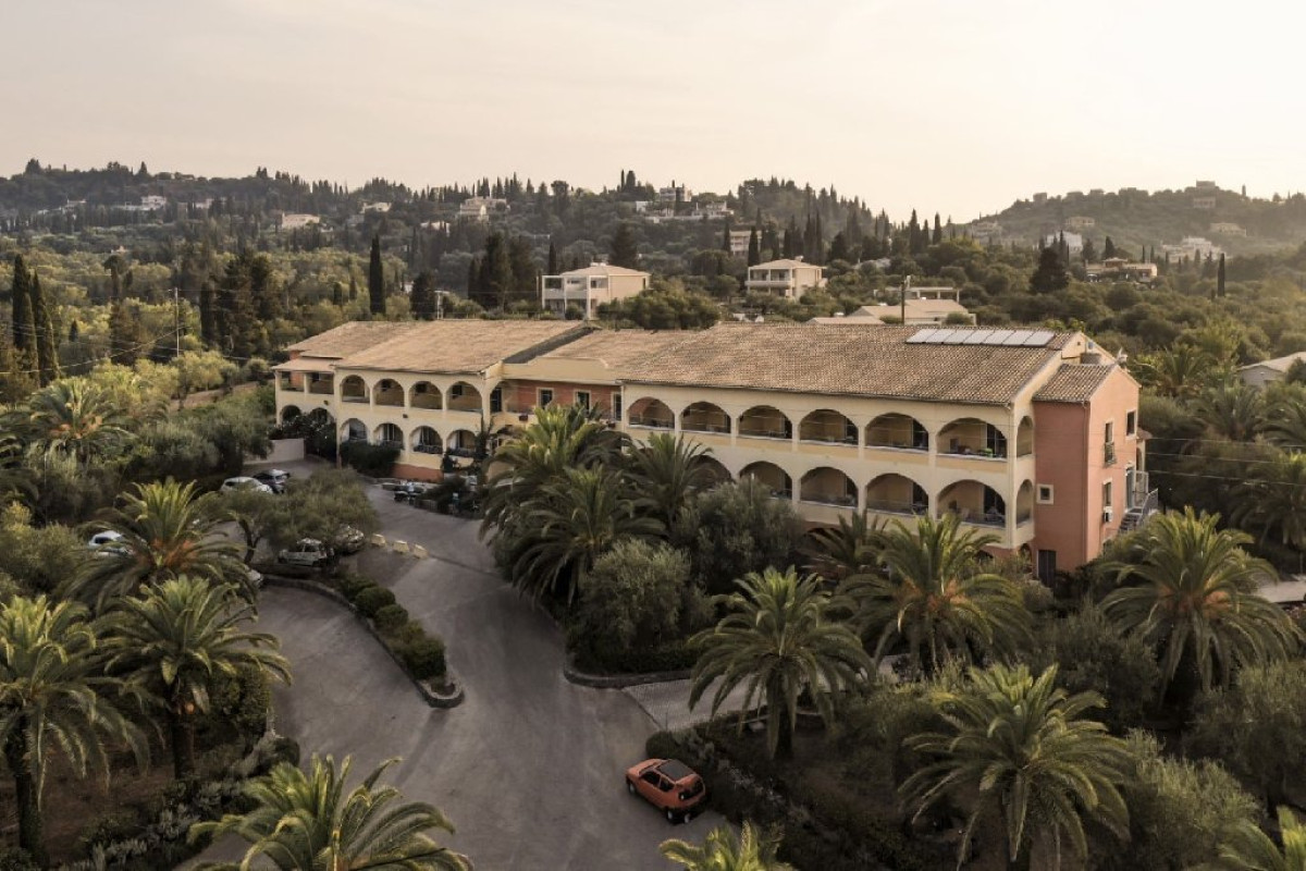 Art Hotel Debono (Corfu)