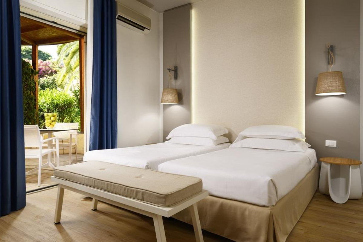 Ata Hotel Naxos Beach
