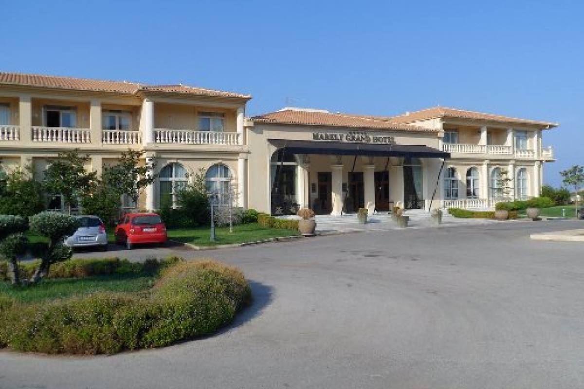 Mabely Grand