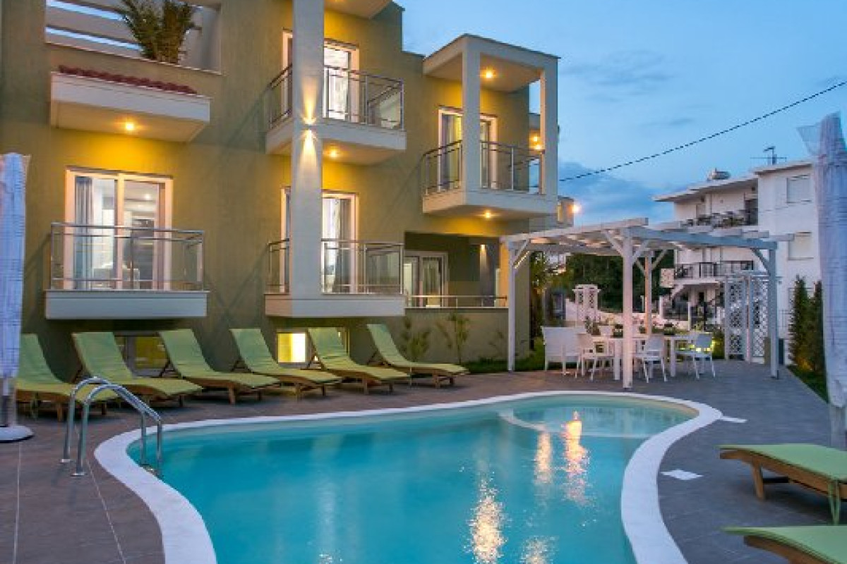 Lafeyra Luxury Rooms (Limenaria)