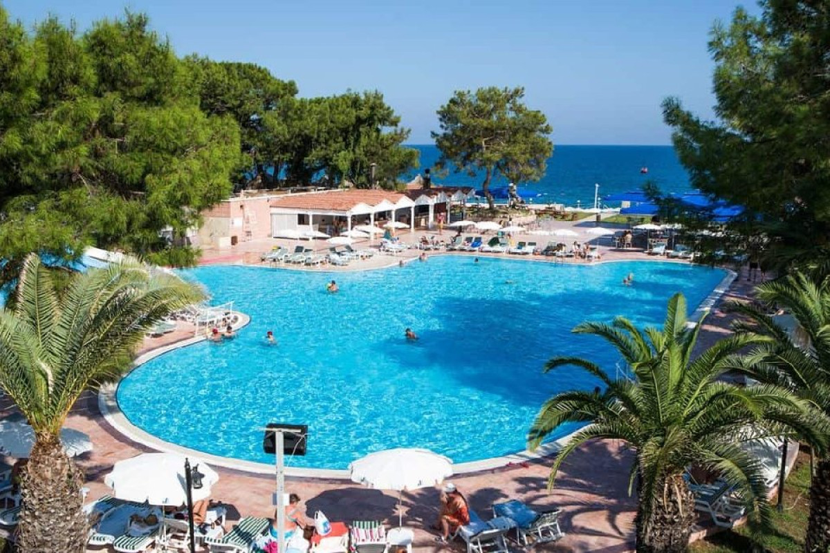 FUN AND SUN CLUB SAPHIRE