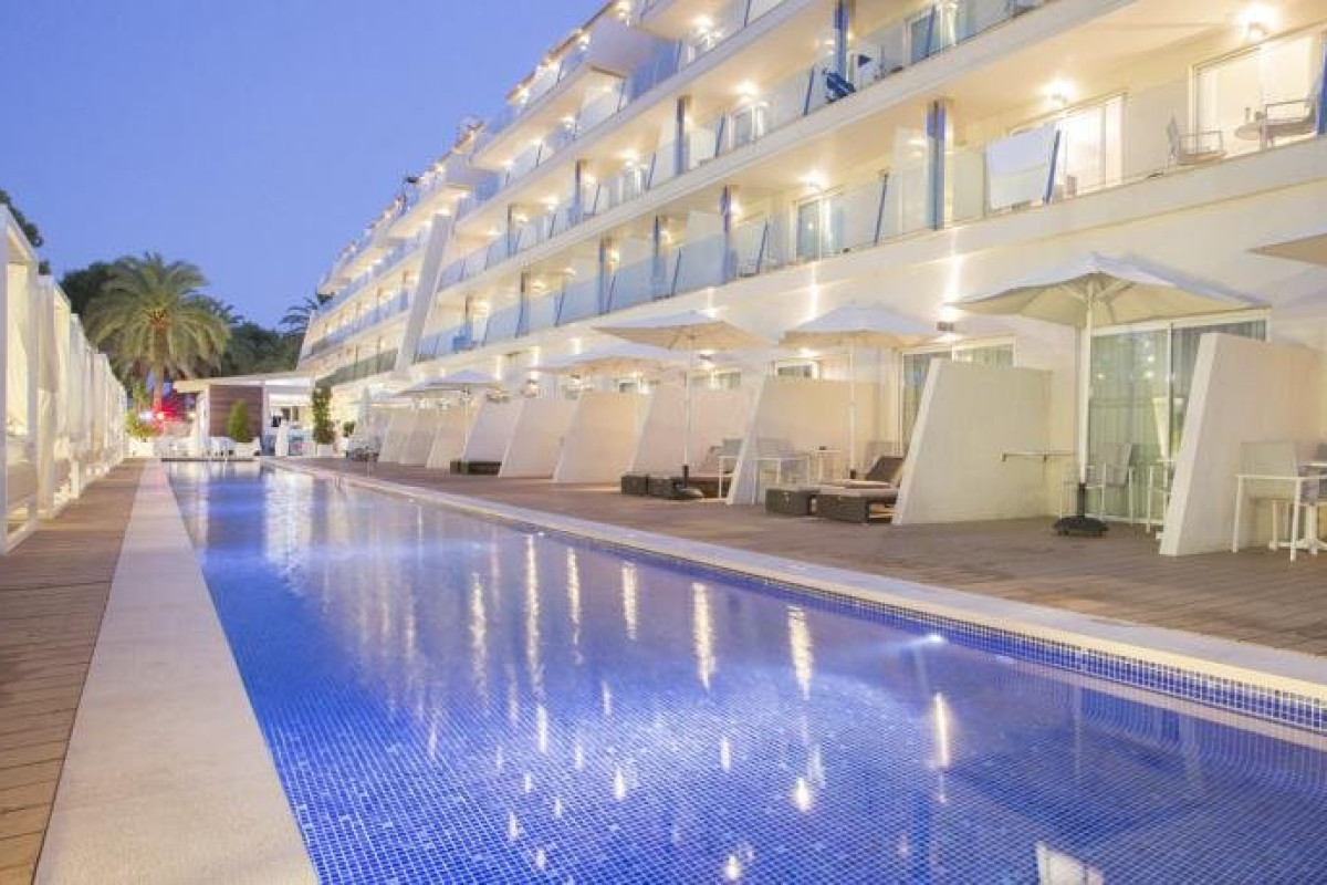 Mar Hotels Playa de Muro Suites