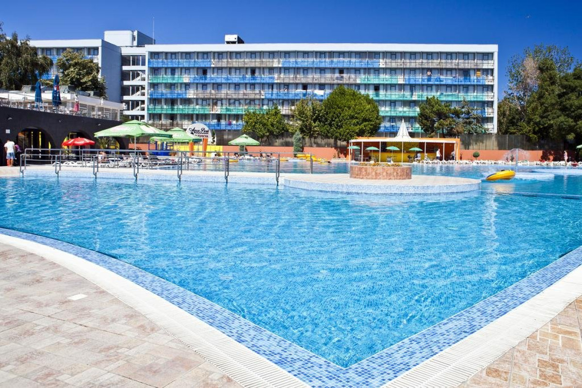 HOTEL CLEOPATRA