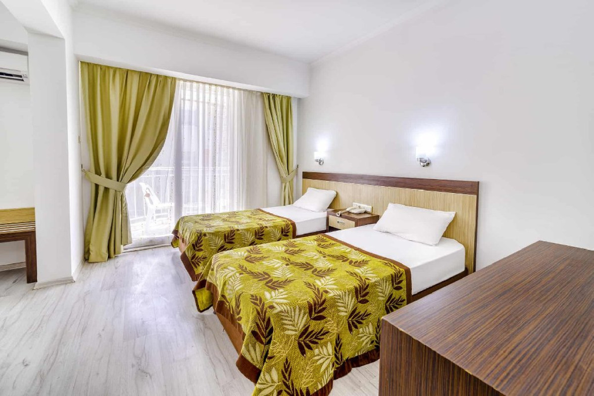 KLEOPATRA MELISSA HOTEL