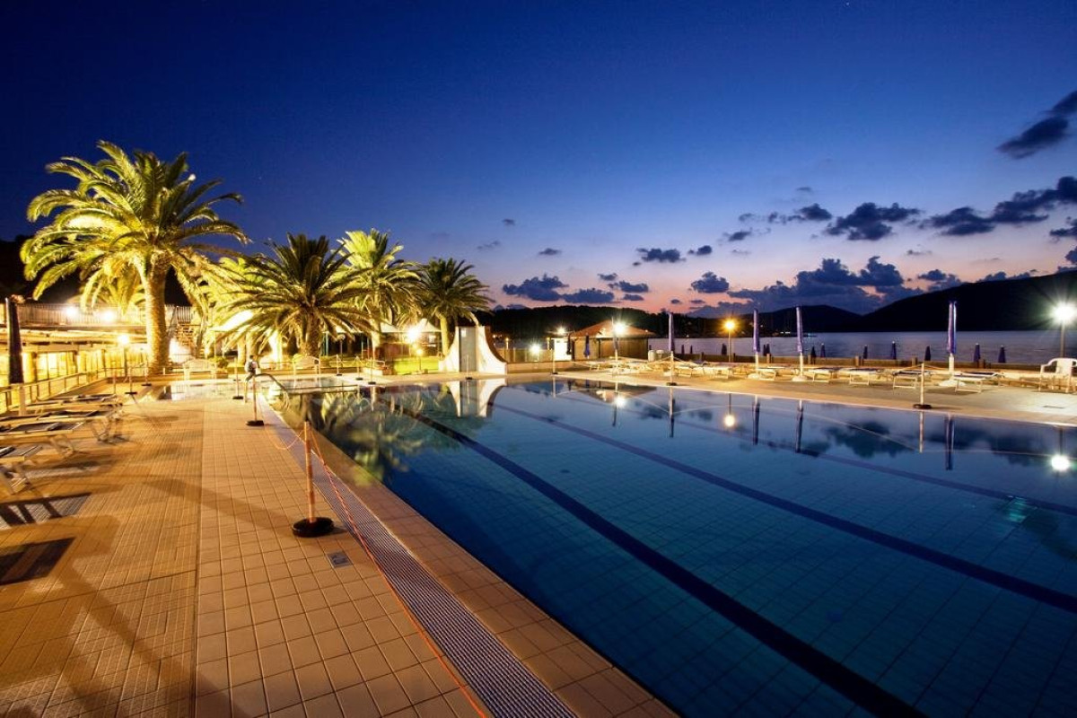 PORTO CONTE (SOCIAL si SENIORI)