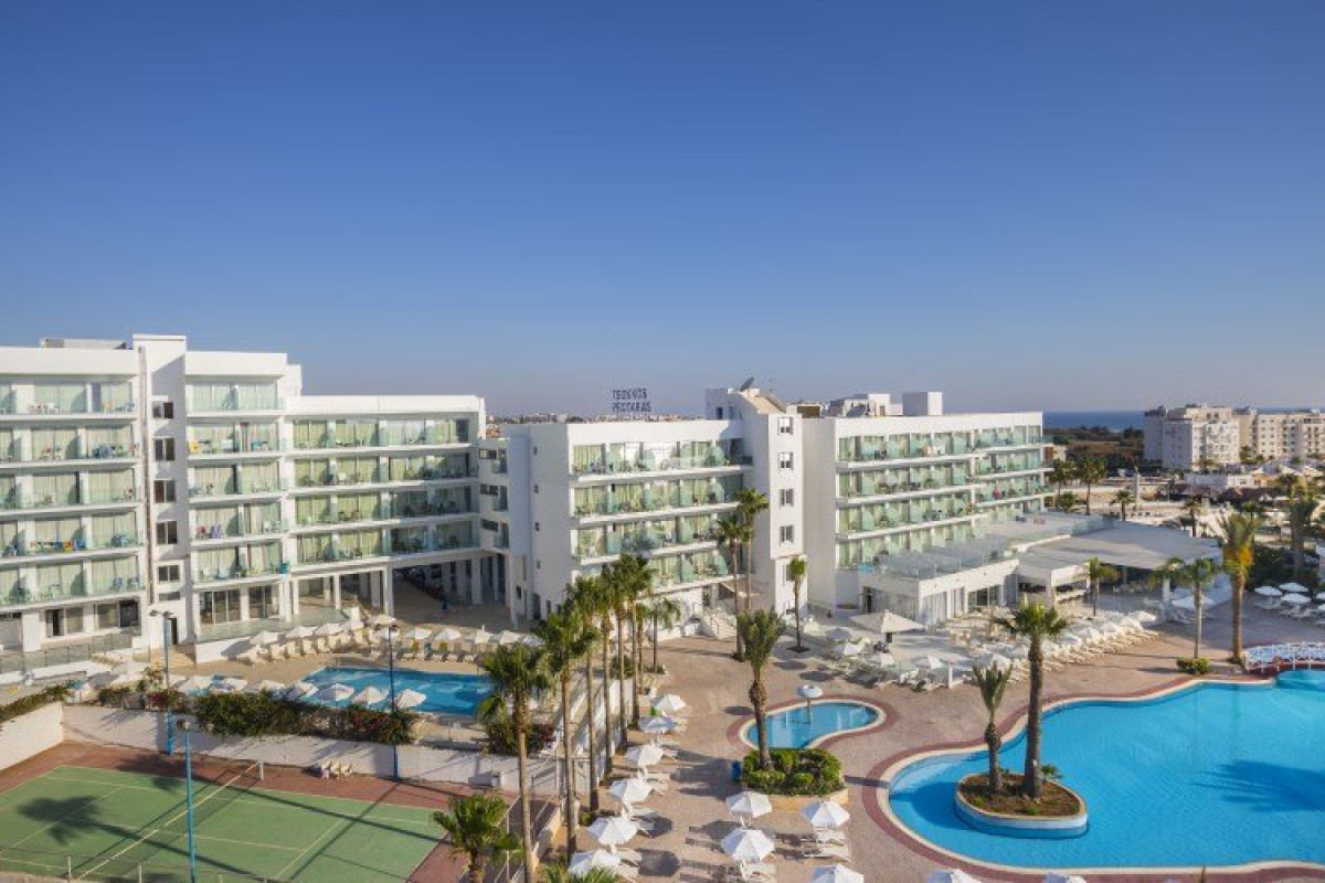 TSOKKOS BEACH HOTEL