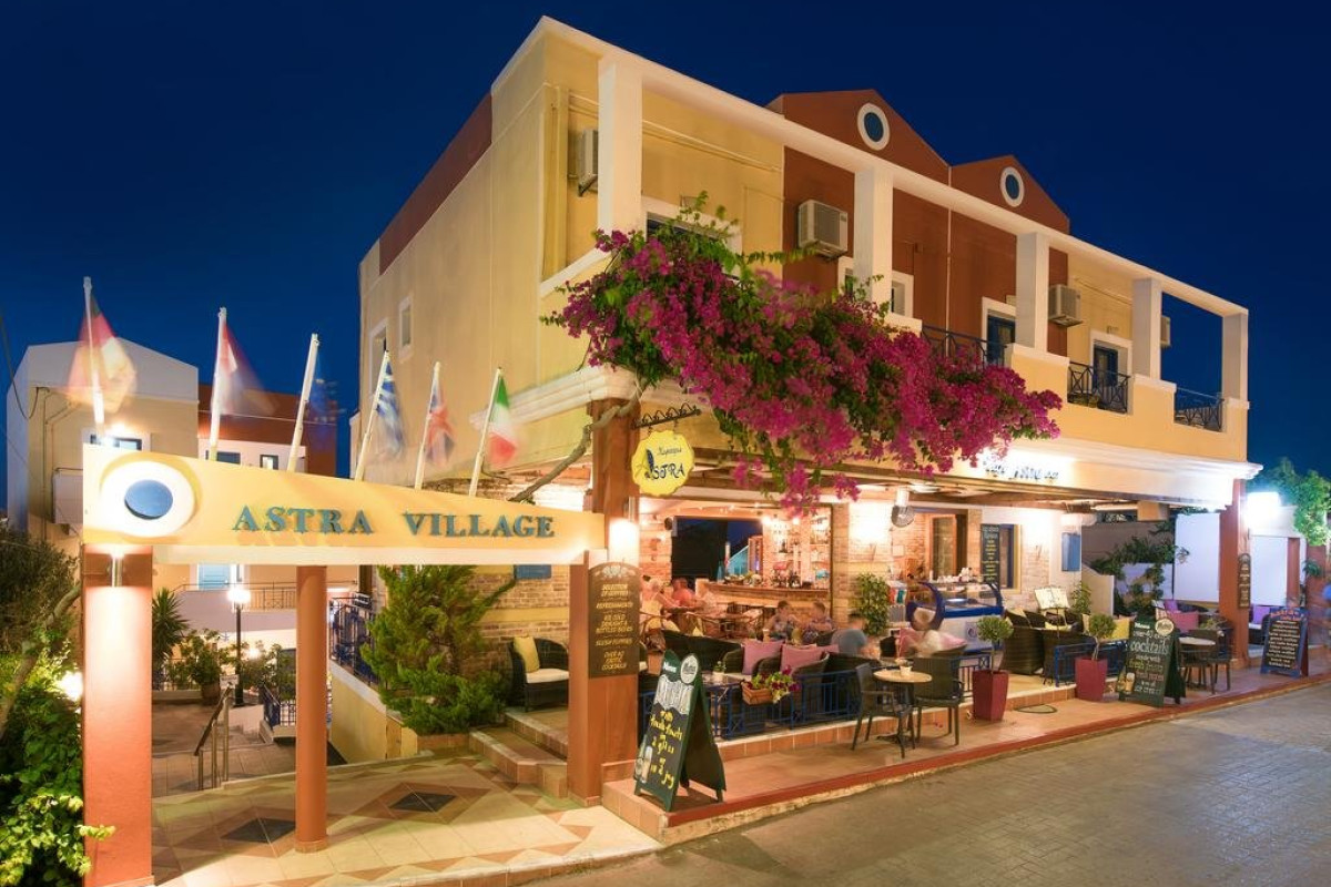 Astra Village Apartments and Suites (Koutouloufari)