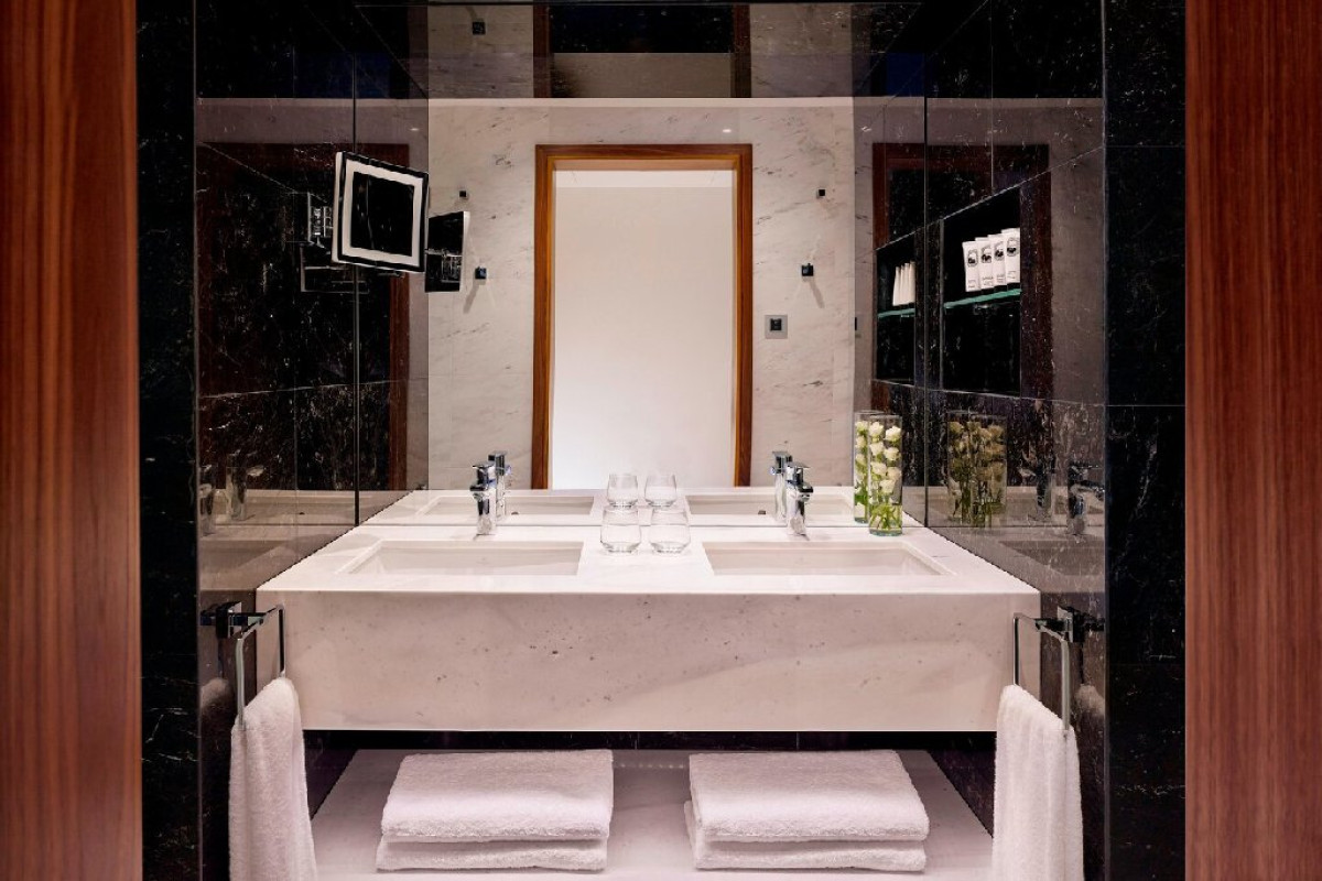 Parklane Resort and Spa