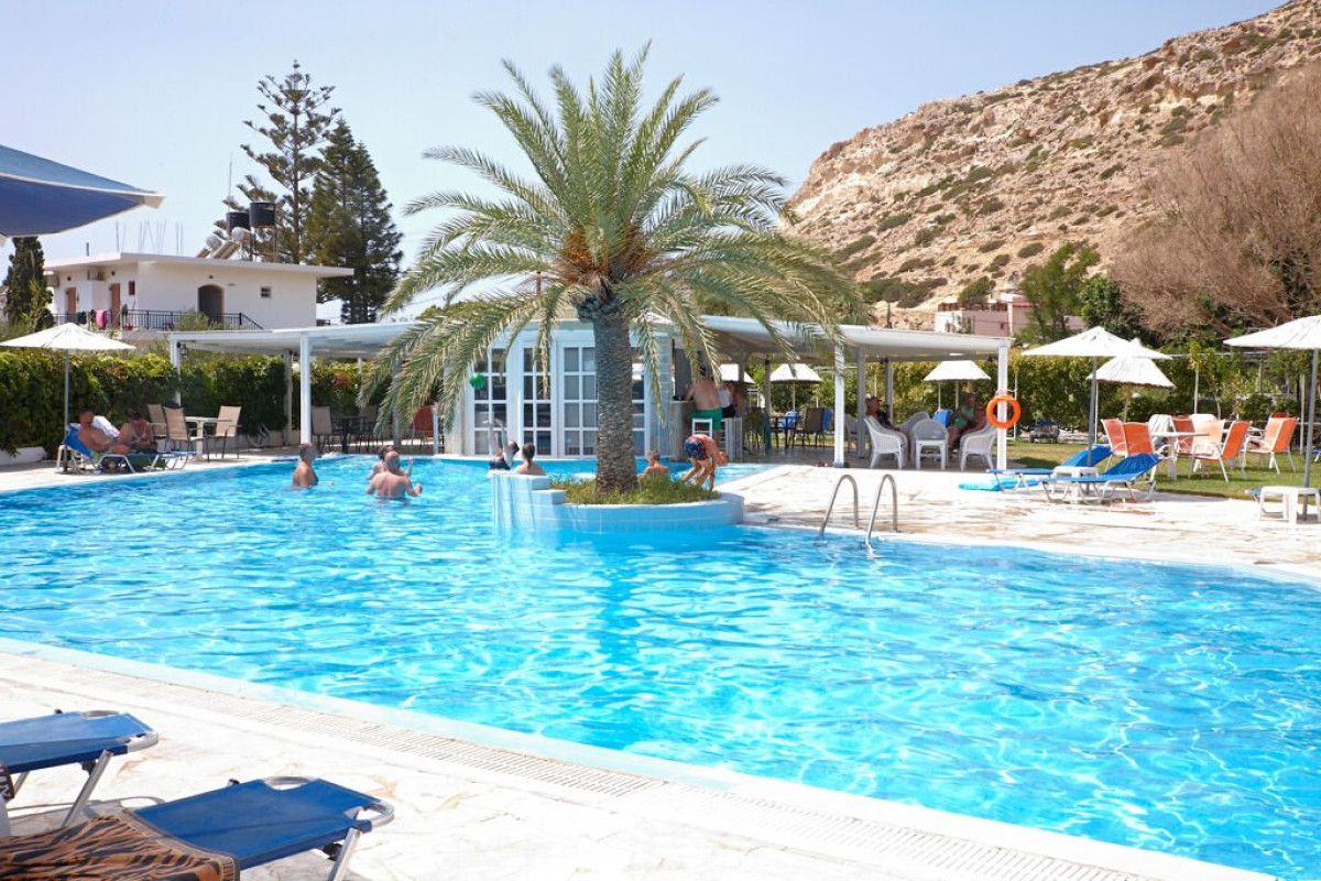 ELEA TERRA HOTEL